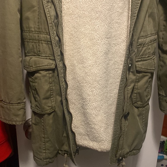 Jacket - Picture 2 of 7